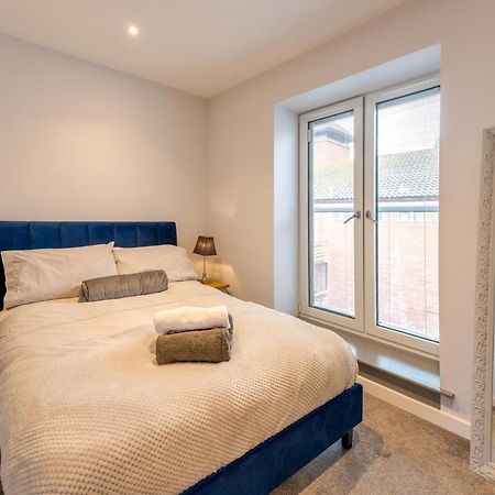 Pass The Keys 5B One Bedrom Central Modern Apartment Shrewsbury Eksteriør bilde