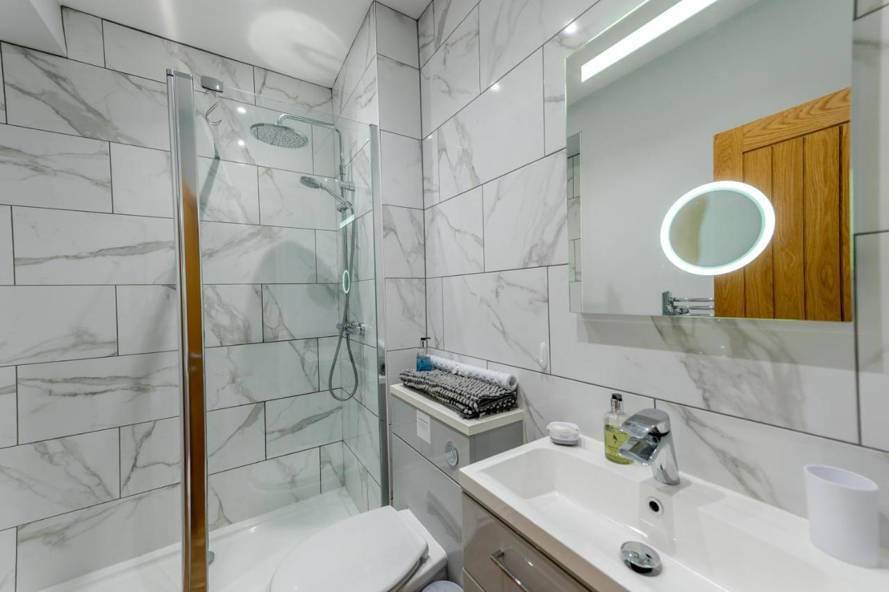 Pass The Keys 5B One Bedrom Central Modern Apartment Shrewsbury Eksteriør bilde